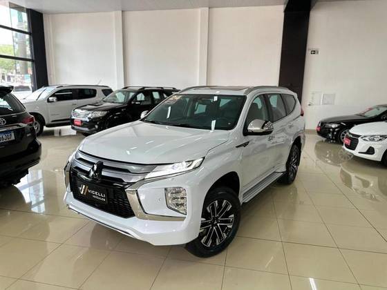 MITSUBISHI PAJERO SPORT 2.4 16V MIVEC TURBO DIESEL HPE-S AWD AUTOMÁTICO